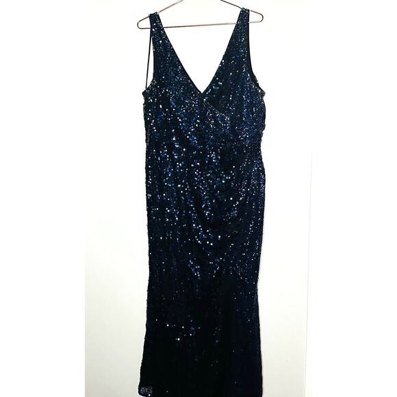 BADGLEY MISCHKA Women's Black Blue Sequins V-Neck Mesh Ombré Astor Gown Size 16 - Picture 4 of 16